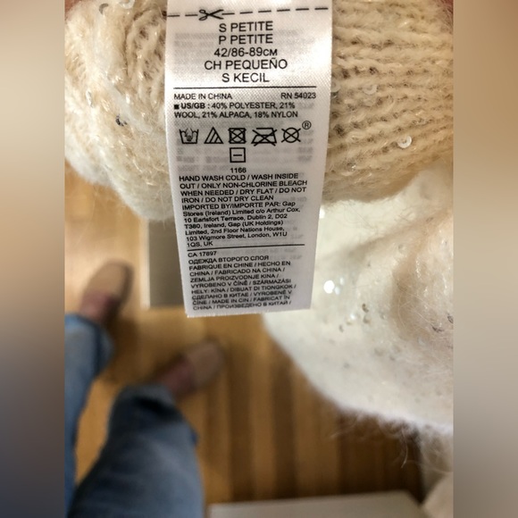 Banana Republic Sparkly V-neck Sweater with Bell Sleeves - Picture 7 of 7